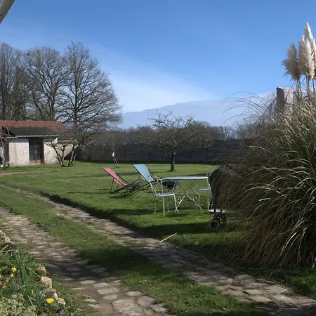 Hébergement de vacances Le Cocon Des Layes *